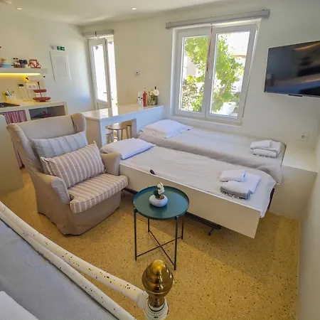 Ni&gio Sterna 1 Parikia (Paros)